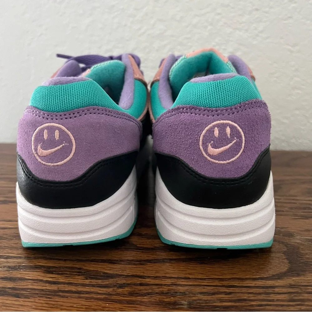 Nike Air Max 1 Have a Nike Day Boys Youth 6.5 Multicolor Sneakers